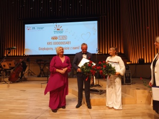 Symfoniczny rock dla podopiecznych i pomocników stowarzyszenia Sue Ryder w Bydgoszczy [wideo]