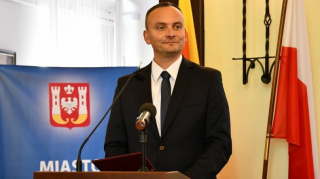 „Nie możemy czekać, lepiej nie będzie” - prezydent Inowrocławia o bramkach bezpieczeństwa w szkołach