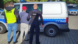 79 osób zatrzymanych przez policjantów z regionu. Ujawniono też 21 nielegalnych imigrantów [zdjęcia i wideo]