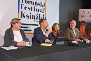 Szczepan Twardoch, Jakub Małecki i Jakub Żulczyk gośćmi Toruńskiego Festiwalu Książki