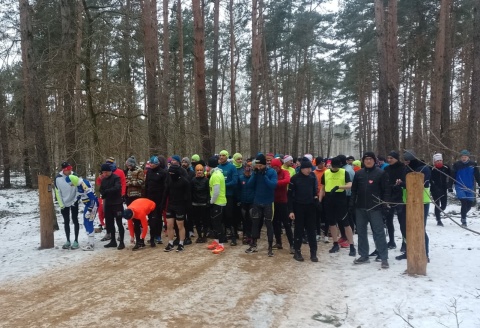 Mróz im nie straszny Toruńscy biegacze wsparli Wielką Orkiestrą Świątecznej Pomocy [wideo  zdjęcia]
