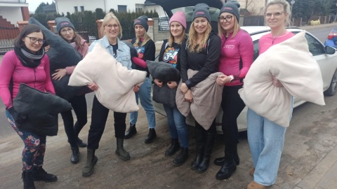 Toruńskie szprychy zsiadły z rowerów i usiadły do maszyn. Tak pomagają zwierzętom