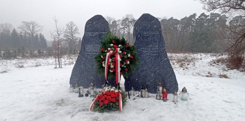 Pomordowane w styczniu 1945 roku żydowskie więźniarki upamiętniono w Chorabiu