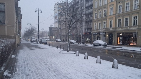 Alerty o gołoledzi przedłużone do piątku do godz. 11:00. Jak długo zima z nami zostanie