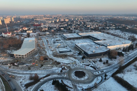Jak dojedziemy do nowego parku handlowego w Bydgoszczy Trwa przebudowa ronda