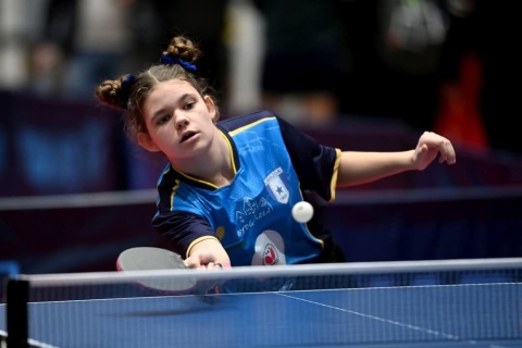 Wszyscy możemy pomóc 12-letniej tenisistce bydgoskiej Gwiazdy. Nadia ma guza mózgu