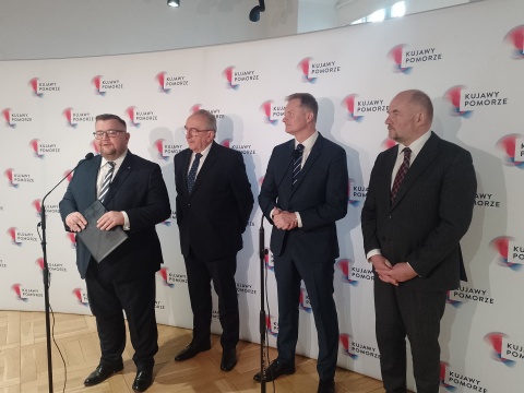 Cztery województwa chcą budowy drogi S15. Apel w tej sprawie samorządowcy podpisali w Toruniu