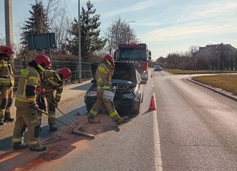 Wypadek w Grudziądzu. Dwie osoby trafiły na badania do szpitala