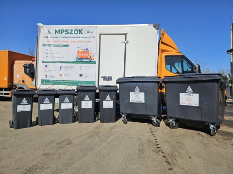 Po Toruniu jeździ mobilny PSZOK. Ma ułatwić pozbycie się problemowych odpadów