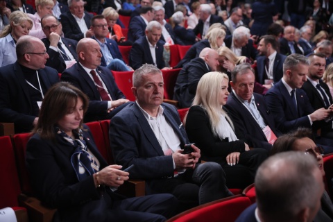 Rada Krajowa KO wybrała 15 wiceprzewodniczących, sekretarza generalnego i skarbnika