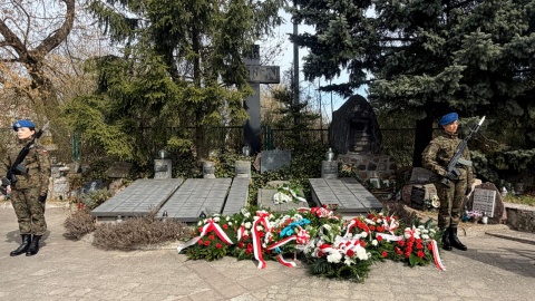 86. rocznicę Zbrodni Katyńskiej uczczono przed kościołem na bydgoskich Glinkach