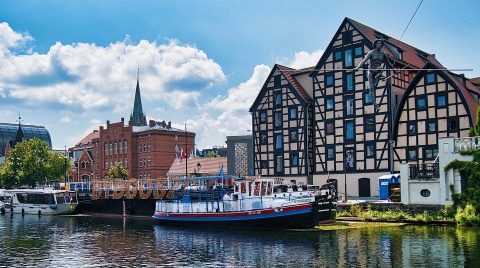 Bydgoski Tramwaj Wodny wznawia kursy po zimie. Jeden Słonecznik żegna się ze szlakiem