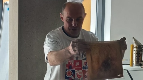 Spotkanie z pszczelarzami w ramach akcji Eskapada. Co zrobić, by nie dać się użądlić