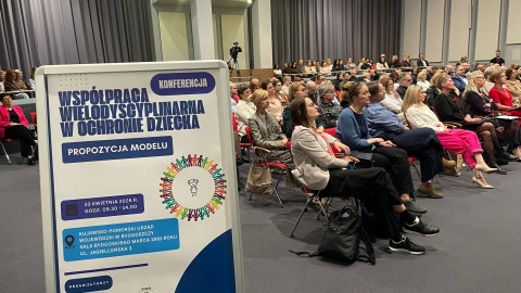 Jak chronić dzieci przed różnego rodzaju przemocą Nadużyć jest coraz więcej [konferencja]