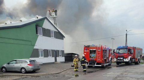 PR PiK poznało wstępną przyczynę pożaru hali w powiecie włocławskim. Wielomilionowe straty