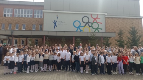 Toruńska szkoła z tradycjami olimpijskimi obchodzi święto. Na miejscu polscy olimpijczycy [zdjęcia i wideo]