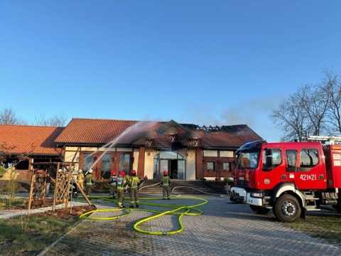 Pożary w Kujawsko-Pomorskiem. Ogień w Markowicach i w Górnych Wymiarach [wideo]