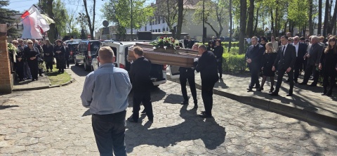 Ostatnie pożegnanie Piotra Zabłockiego, wójta gminy Raciążek [zdjecia]