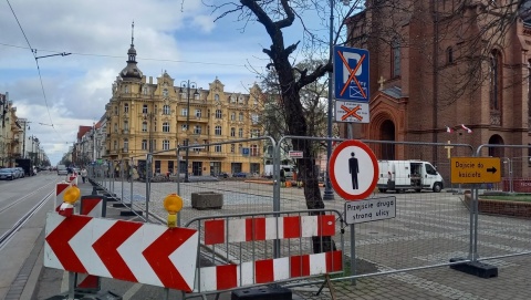 Roboty na bydgoskim Placu Wolności wstrzymane na czas matur w I LO
