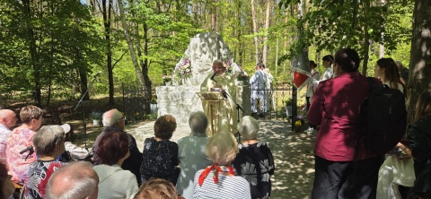 Pomnik Dzieci Polskie Matce Polski na toruńskiej Barbarce � odrestaurowany i poświęcony [zdjęcia]