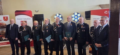 Nestorzy Ochotniczej Straży Pożarnej odznaczeni. Bez nich wsie by nie przetrwały [zdjęcia]