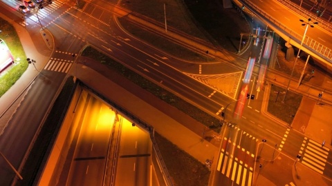 Drogowy paraliż we wschodnim Toruniu. Zamknięto kluczowy tunel i zmieniono trasy tramwajów