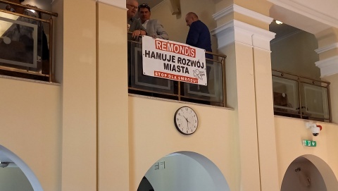 Śmierdzący temat na sesji bydgoskiej Rady Miasta. Znów są skargi na Remondis [zdjęcia]