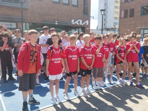 Lekkoatletyka to baza każdego sportu. Zajęcie dla dzieci w centrum Włocławka [zdjęcia]