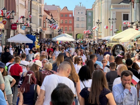 Odgłosy ulicy, ale i wentylatora. Co hałasuje w Toruniu [sonda]