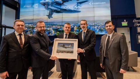 WZL Nr 2 z Bydgoszczy i Embraer podpisały porozumienie o współpracy. Chodzi m.in. o modernizację samolotów