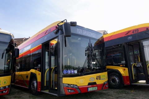 Zmiany w komunikacji miejskiej w Grudziądzu. Biletów u motorniczego i kierowcy już nie kupisz