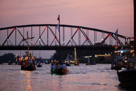 Królowa rzek zaprasza na słynny festiwal. W piątek Wisła znów zapełni się łodziami