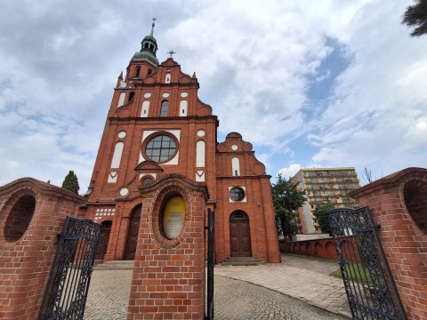 Ciąg dalszy sporu o dzwony w kościele Świętej Trójcy w Bydgoszczy. PiS chce zmian w przepisach