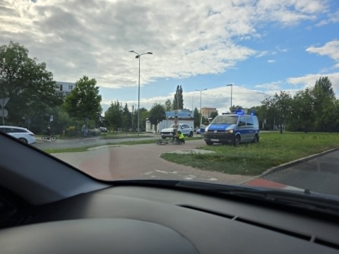 Wypadek w Bydgoszczy. Nastoletni rowerzysta trafił do szpitala