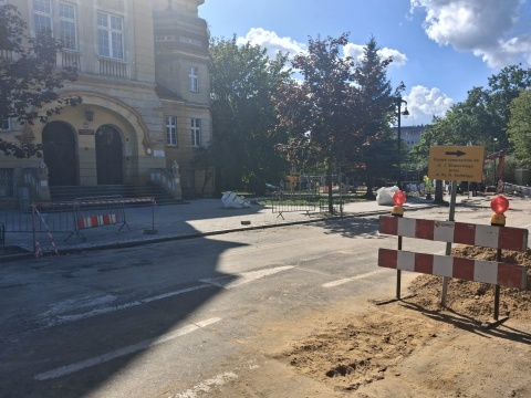 Budowa przy ul. Św. Trójcy wkrótce się zakończy. Co z Kordeckiego Zbliża się finał [zdjęcia]