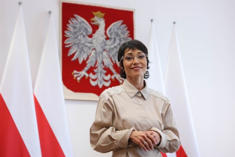 Raport pełen błędów i śladów ręki AI. Pełnomocniczka rządu podała się do dymisji