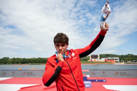Trzeci medal dla Polski na MŚ w kajakarstwie. Alex Borucki wywalczył brąz ostatniego dnia imprezy