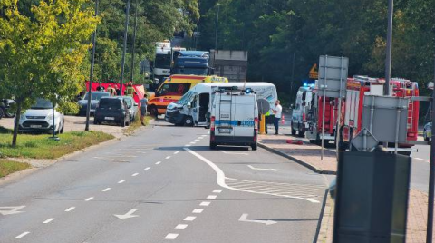 Wypadek na ulicy Nowotoruńskiej w Bydgoszczy i kolizja na DK 62 obok Radziejowa