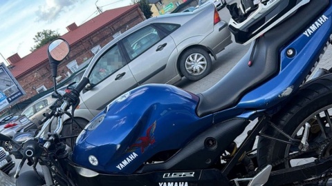 17-latek prowadził motocykl bez prawa jazdy. Jazdę po Piotrkowie Kujawskim ukrócili policjanci