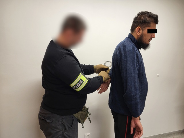 10 nielegalnych imigrantów zatrzymano w Bydgoszczy. Zostali przekazani Straży Granicznej [wideo  zdjęcia]