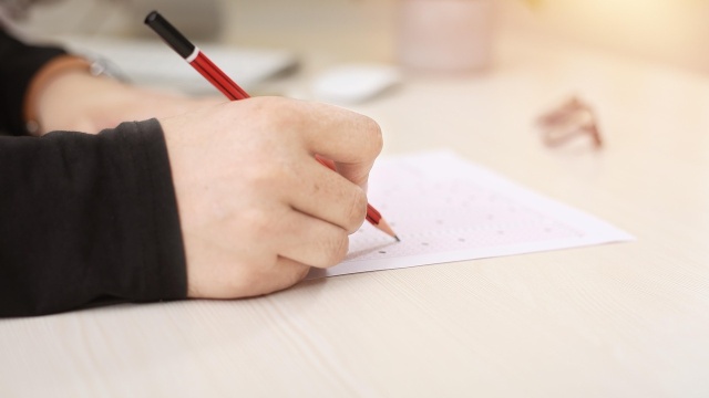 Ruszyły próbne egzaminy ósmoklasisty i matury. Bydgoska SP 58 przeprowadzi je dwa razy