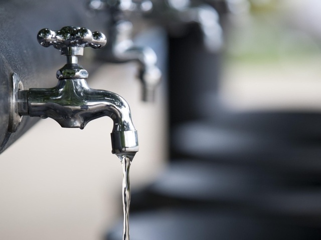 SMS-y o awariach, profil w Internecie. Inowrocławskie Wodociągi bliżej ludzi [wideo]