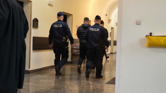 Marcin W. chce dobrowolnie poddać się karze. Miał dostać 100 tysięcy złotych za lewe recepty