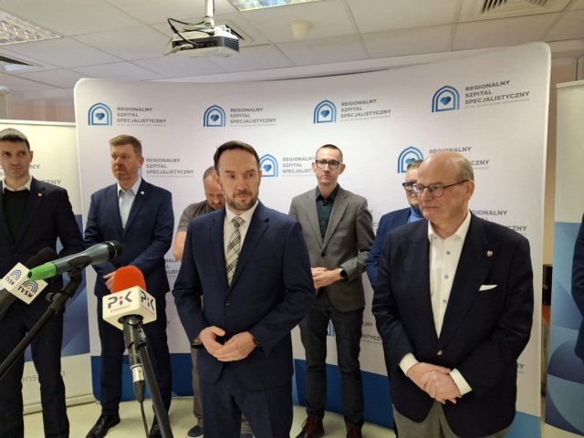 Sprzęt ratujący życie trafił do szpitala w regionie. To wsparcie z Rządowej Agencji Rezerw Strategicznych