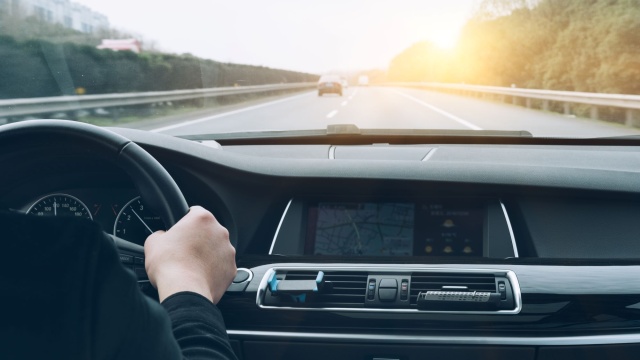 Od teraz można stracić prawo jazdy za przekroczenie prędkości o 50 kmh poza obszarem zabudowanym