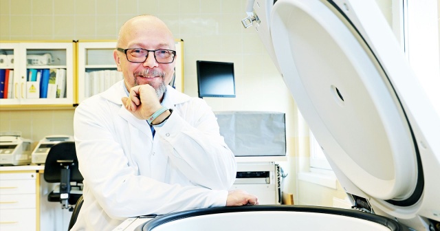 Sprawdzamy, co dzieje się z glonami, które... wróciły z kosmosu. Bada je m.in. naukowiec z CM UMK