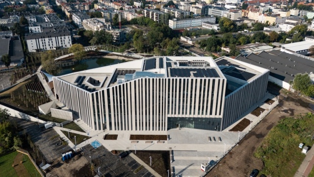 Co wojsko robi w Akademii Muzycznej w Bydgoszczy Ćwiczy do koncertu