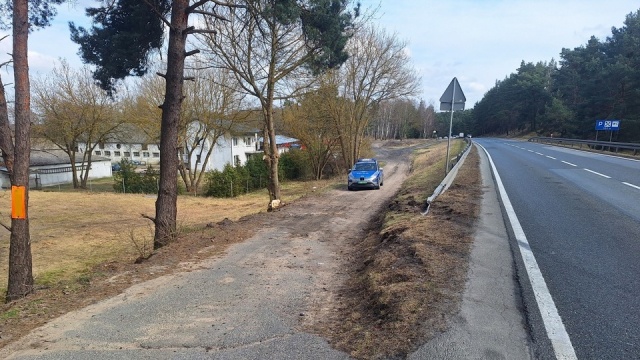 Sprawdzali infrastrukturę i oznakowanie. Specjalna komisja w miejscu tragedii na DK 10 w Przyłubiu