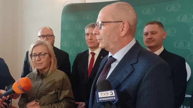 Spada zainteresowanie programem Czyste Powietrze. Minister klimatu zapowiada zmiany