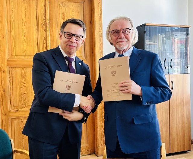 Akt notarialny podpisany. Collegium Medicum UMK nabyło od UKW słynny budynek